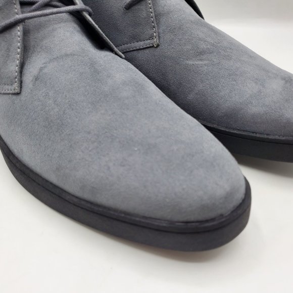 NWOT MENS ALFANI BARRETT VEGAN SUEDE CHUKKA BOOTS